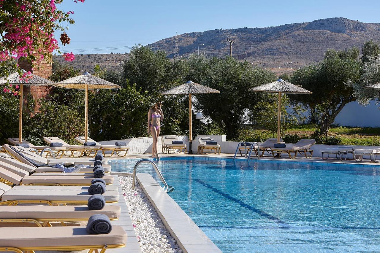Vasia Royal Hotel غوفي المظهر الخارجي الصورة